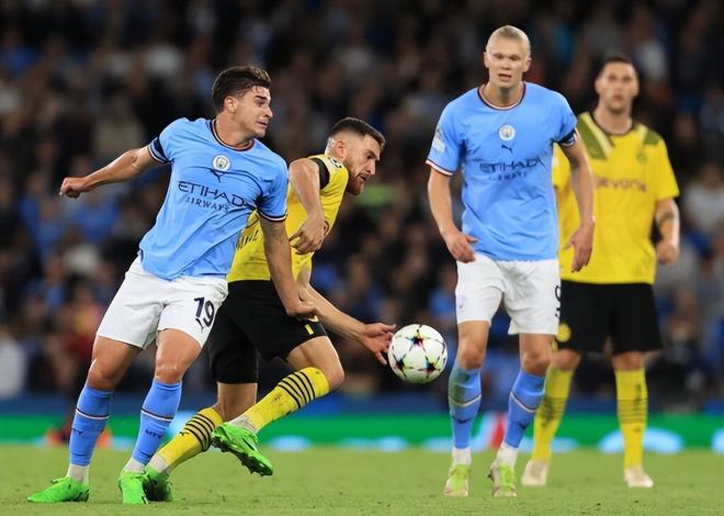 日职联战报：鹿岛鹿角主场2-1横滨水手，时隔9年再次夺冠