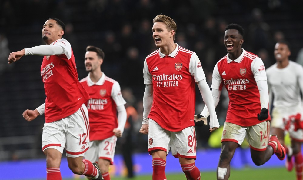 西甲积分榜：巴萨先赛获胜领先皇马4分，马竞两连败暂列第五