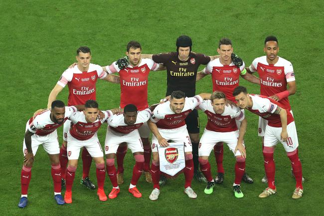 凯恩：我仍觉得正处于职业生涯巅峰期，世界杯会为冠军而努力（凯恩：自认仍处生涯巅峰，将为世界杯冠军全力以赴）