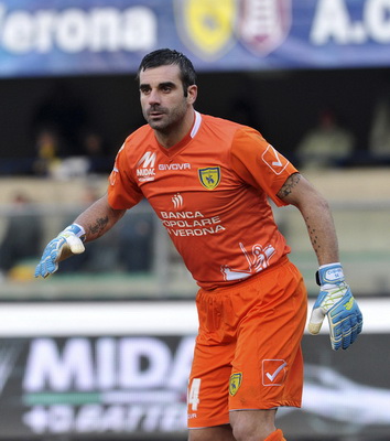 拜仁欲出售门将努贝尔，英超或成唯一出路（拜仁计划出售门将努贝尔，英超或成唯一下家）